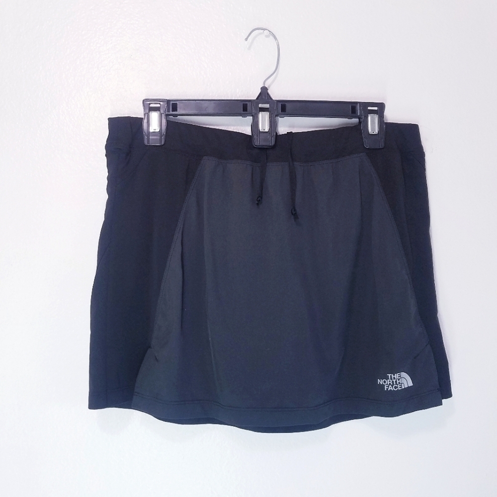 The North Face |‎ Athletic Skort, size Large